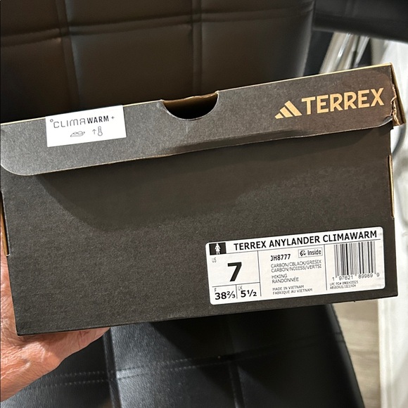 Quechua Men's Black and Gray Athletic Shoes - Picture 12 of 15